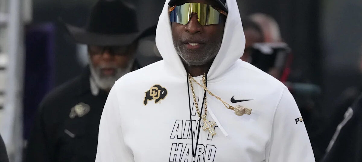 Deion Sanders backs Julian Lewis after Colorado’s first loss of season