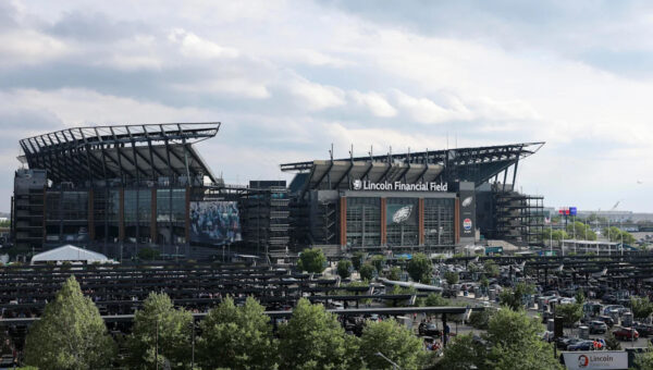 Eagles vs. Commanders Week 1: Scores, updates, and discussion