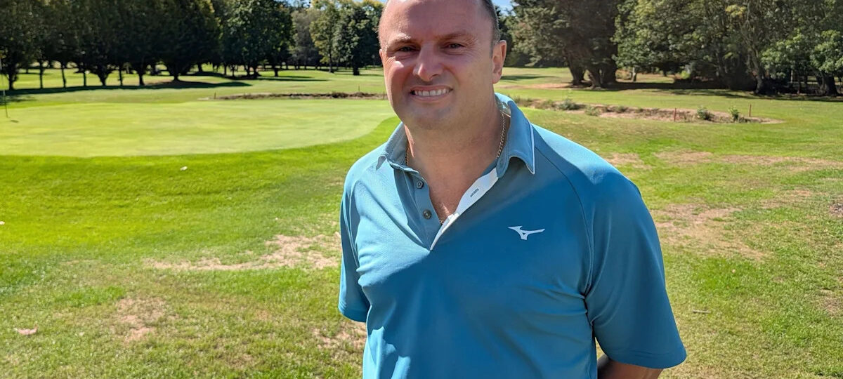 Golfer back on course after recovering from stroke