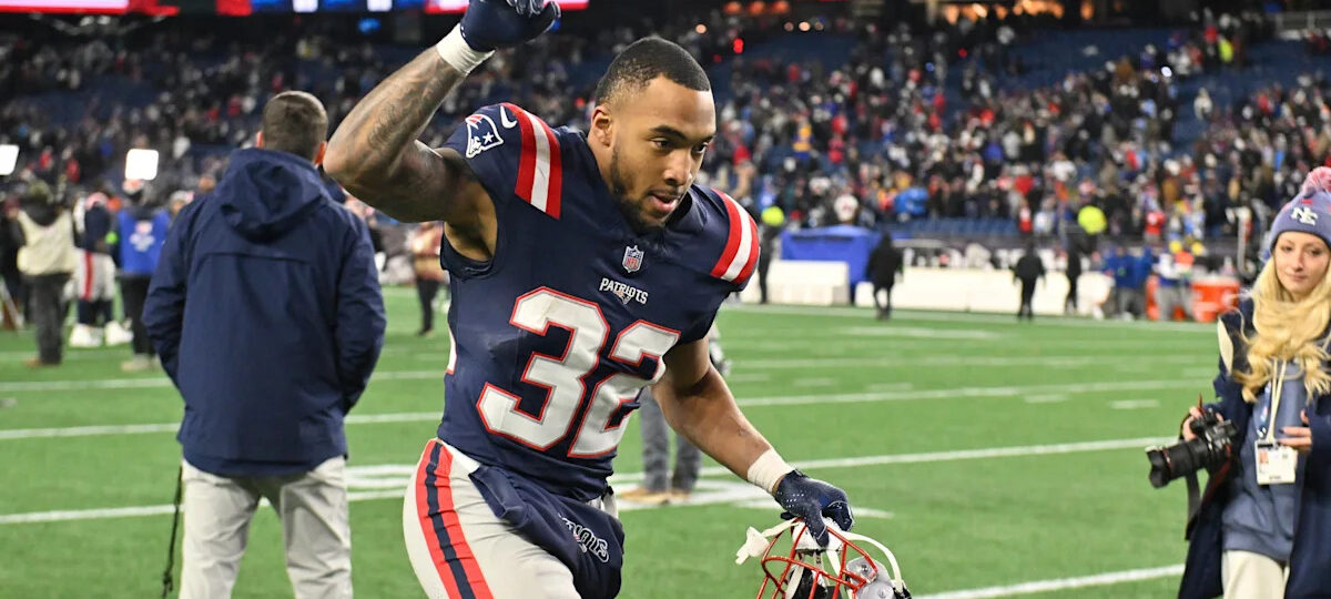 TreVeyon Henderson breaks silence with four-word injury response