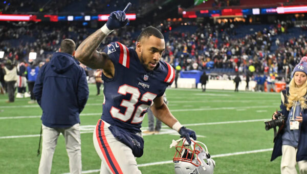 TreVeyon Henderson breaks silence with four-word injury response
