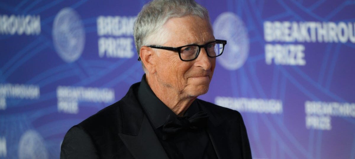 Bill Gates says the future of AI will happen in 2 phases and lead to 'an era of abundance'
