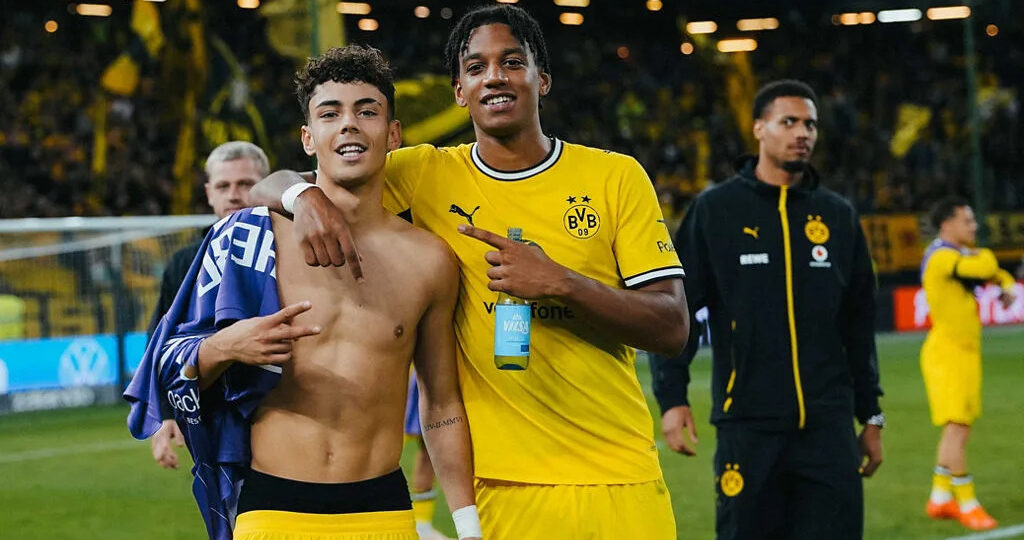 Record crowd, shot barrage and Kovac praise for two youngsters