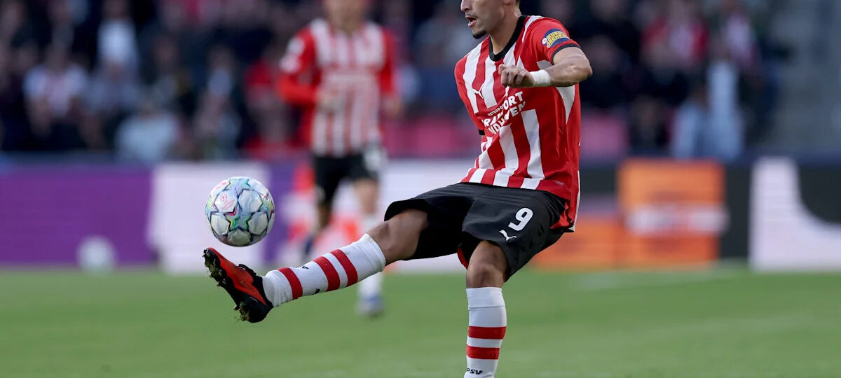 USMNT forward Ricardo Pepi subbed off with injury for PSV