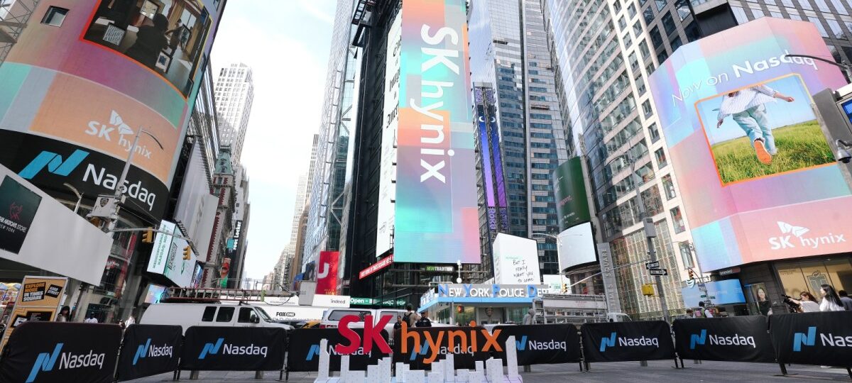 SK Hynix reportedly in talks with Intel to build memory chips in US