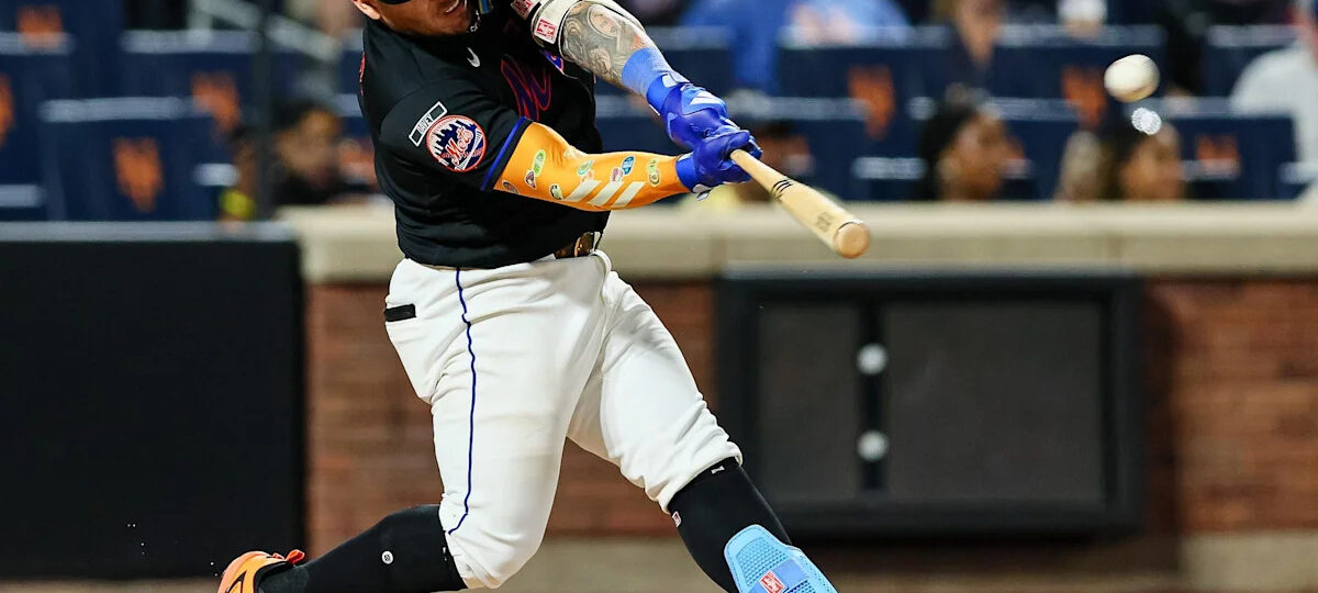 Mets Morning News: Six innings from McLean, five dingers from bats