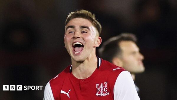 League Two Fleetwood host Arsenal in EFL Cup – full fourth-round draw