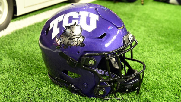 TCU restores Fort Worth Star-Telegram credential pulled after reporting on locker room fight resulting in player’s dismissal