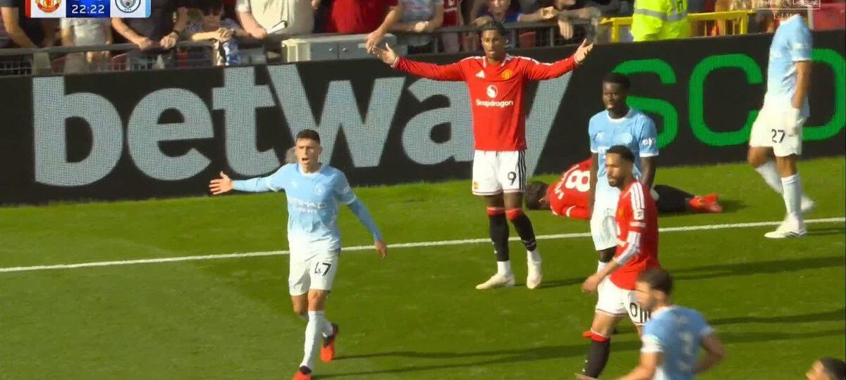 Watch: Controversy! Phil Foden sent off for kicking Bruno Fernandes as United star escapes punishment despite first kick