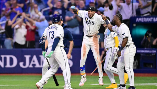 M.V.P.! Junior does it again: Rays 2 Athletics 1