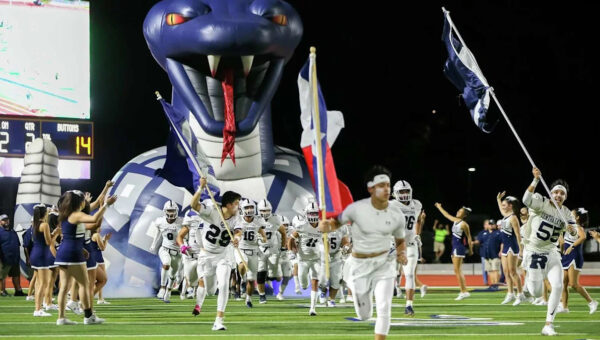 Storm threat puts San Antonio-area high school football games on alert