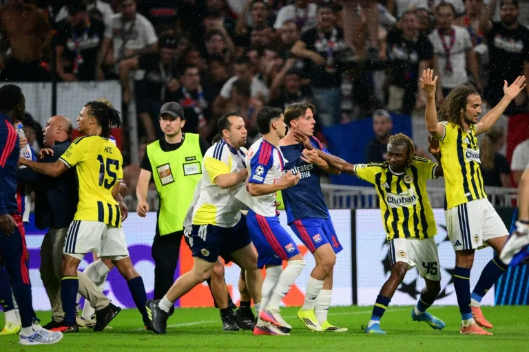 Greenwood, Guendouzi handed bans after Fenerbahce-Lyon brawl