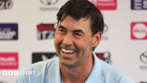 'Beat the Aussies' - new England coach Fleming's key aim