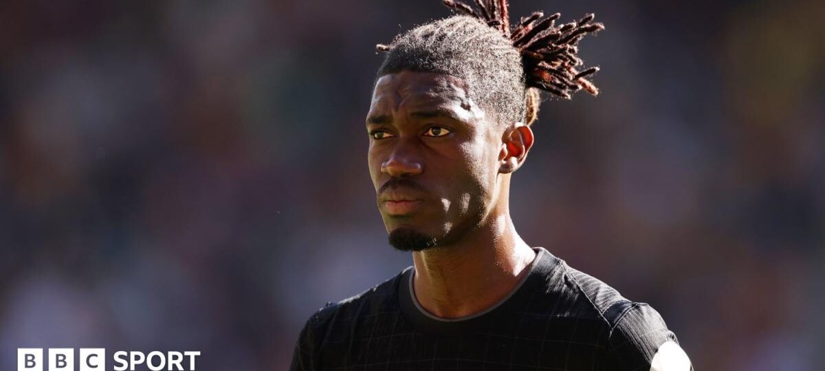 Ex-Tottenham midfielder Bissouma set to join Ajax