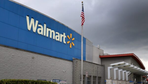 Walmart wants a bite of DoorDash and Uber Eats
