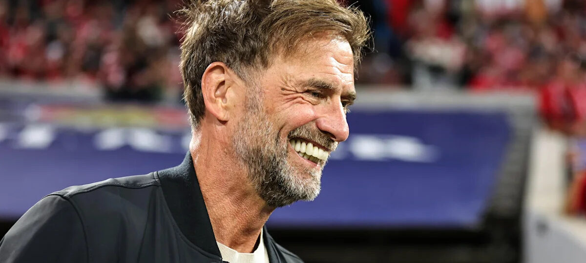 Jürgen Klopp makes appearance at Eintracht Frankfurt training