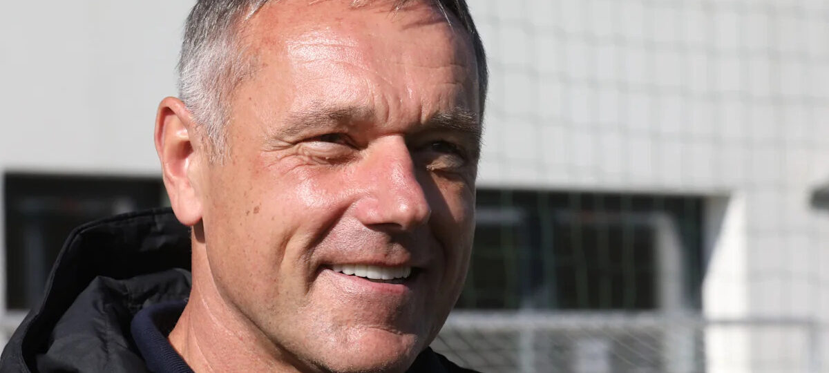 Former West Ham and Czech Republic goalkeeper Luděk Mikloško dies at 64