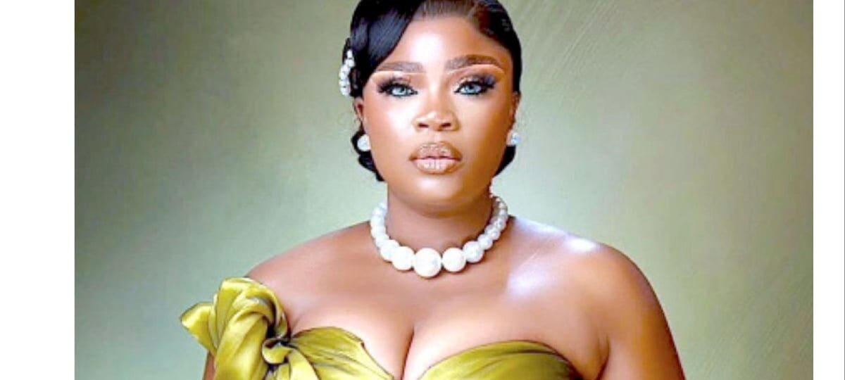 Eniola Ajao reacts as movie critic questions her acting talent