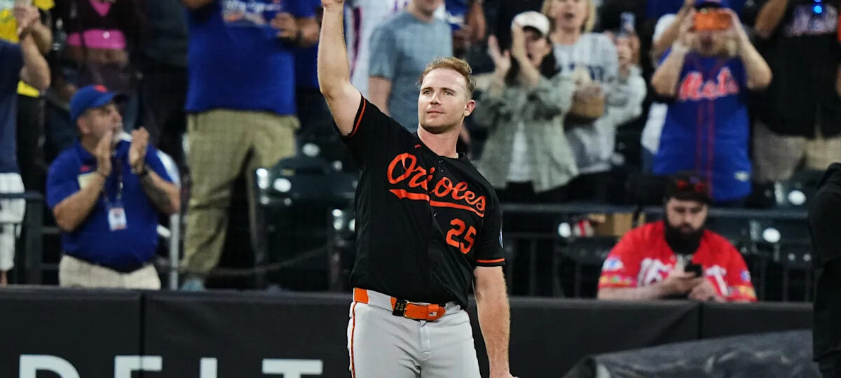 Pete Alonso receives standing ovation, pregame chant from Mets fans in return to Citi Field