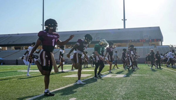 Texas State vs Texas: Live updates, TV info for Bobcats’ first game as Pac-12 team
