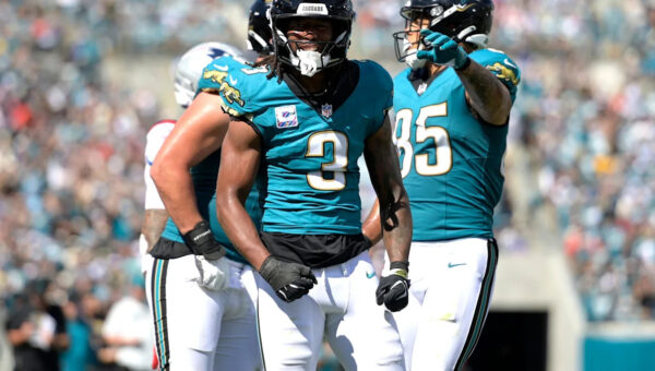 Jakobi Meyers breaks out against New England