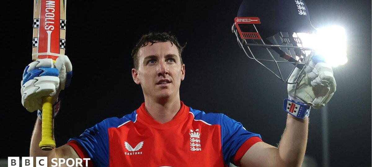 Brook evokes Pietersen as England thrash Sri Lanka