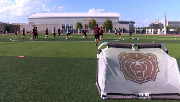 Bears Men’s Soccer prepped for top-25 showdown with Roos