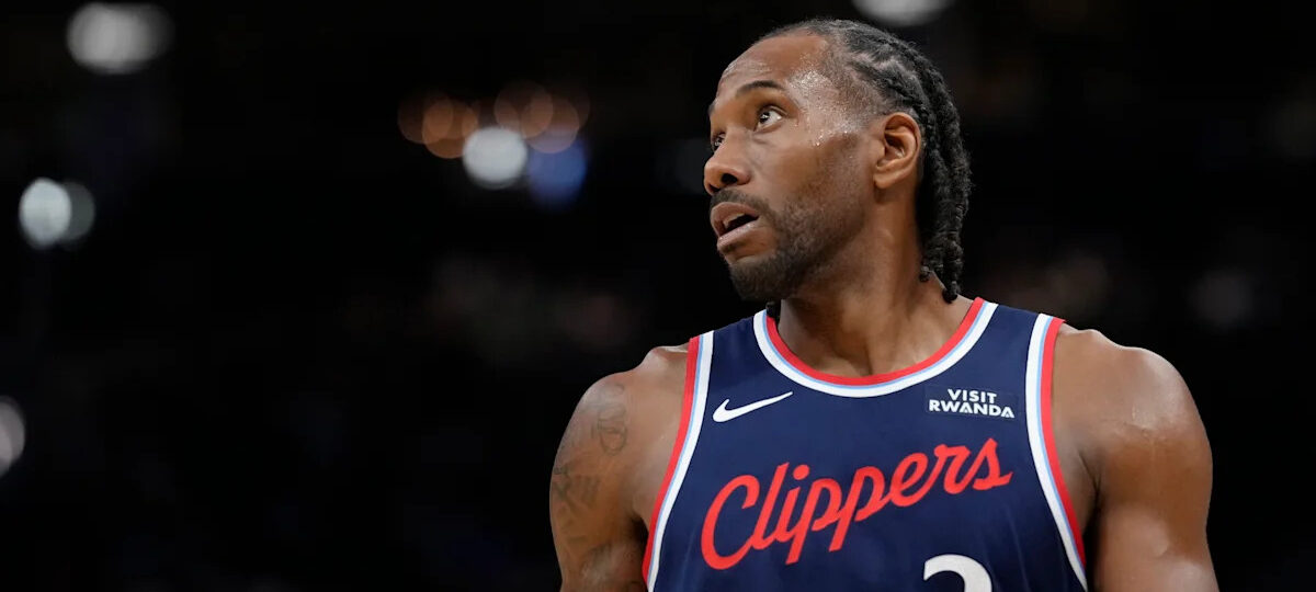 Kawhi Leonard trade to Toronto, agreed to in June, finally going through