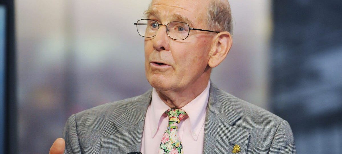 Legendary economist Gary Shilling says consumer signals point to a recession in the next 12 months