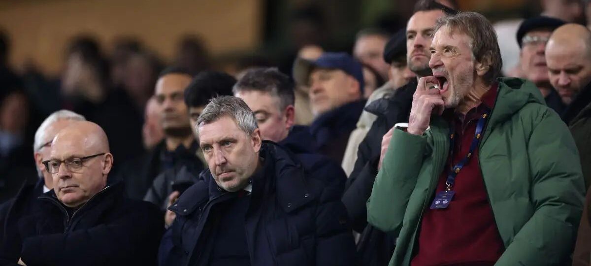 Report: Glazers hold talks over Manchester United exit as fresh Middle Eastern interest emerges