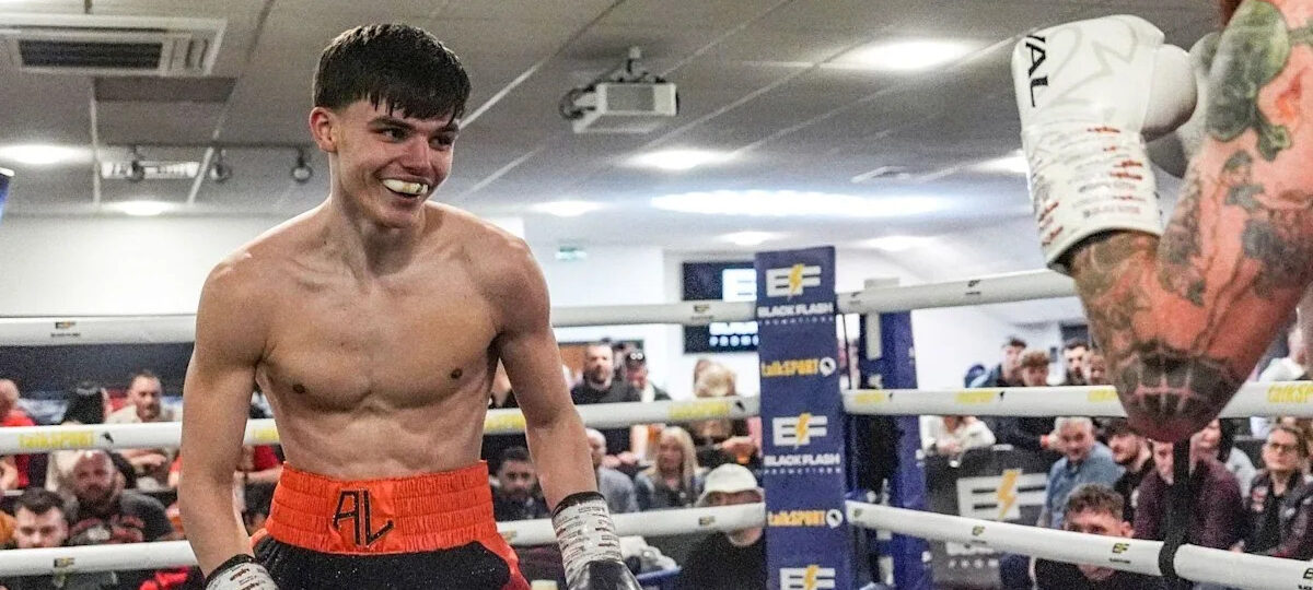 Pro boxer, 20, opens up about his dad's impact