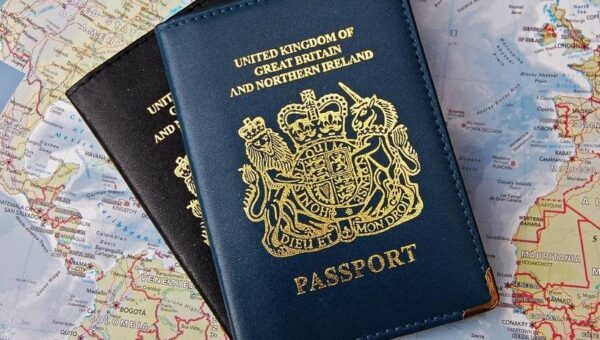 Nigerians struggle to acquire passport in UK [VIDEO]