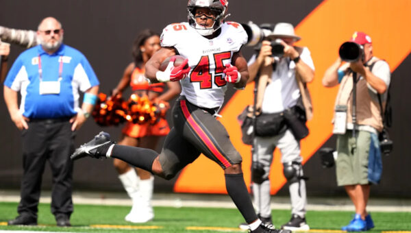 Josiah Trotter, Jeremiah Trotter’s son, has sack, pick 6 in his NFL debut