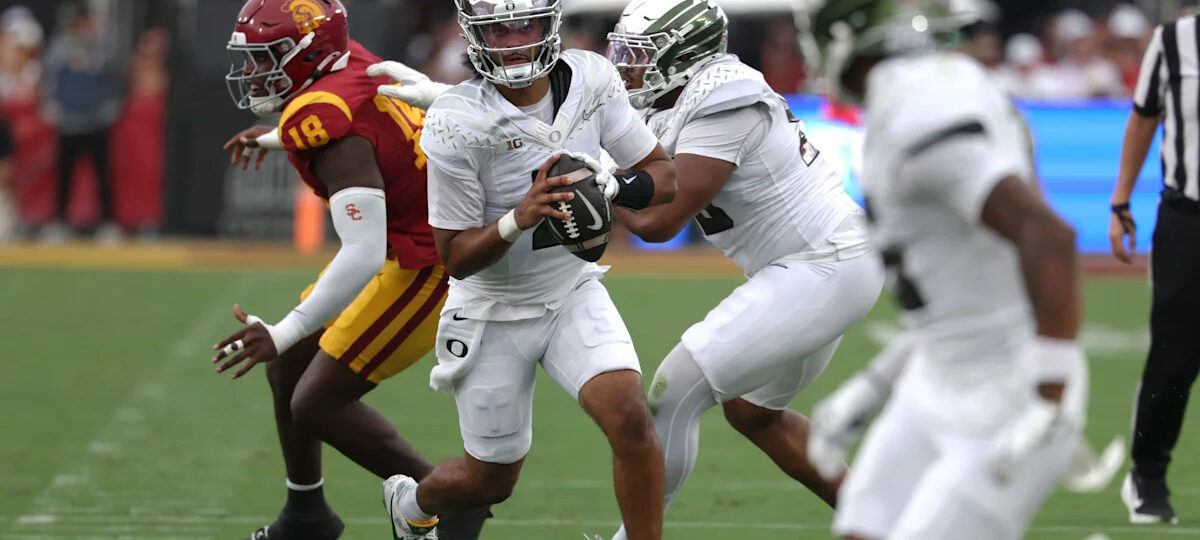 Oregon Ducks react to loss of QB Dante Moore vs. USC