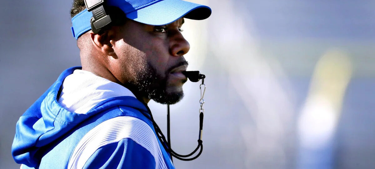 Middle Tennessee head coach Derek Mason criticizes officiating; reprimanded by CUSA