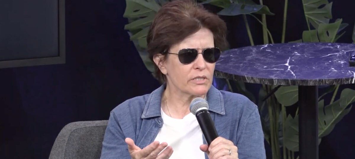 When to quit your job and go solo, according to media mogul Kara Swisher