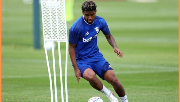 Latest team news shows Man United midfielder stuck in same situation as before £50m move