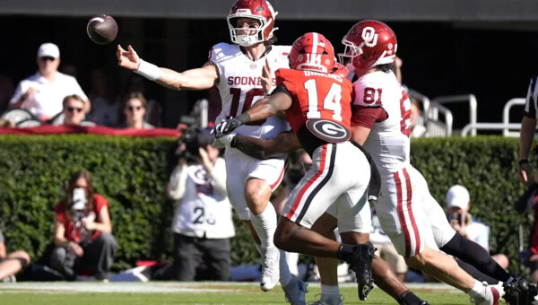 Replacing OU football QB John Mateer was discussed during blowout loss toGeorgia