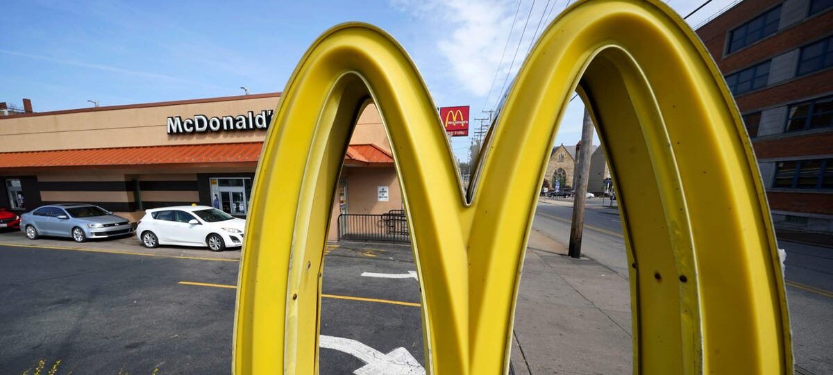 McDonald's is spending $8.5 billion on restaurant refreshes and bringing diners back