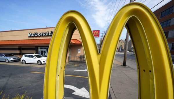 McDonald's is spending $8.5 billion on restaurant refreshes and bringing diners back