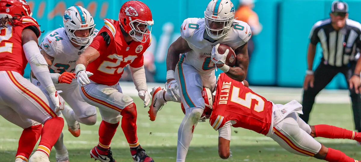 Chiefs News: Spags pulled aside defense after opening drive in Miami