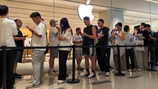 Photos show people lining up around the world for the iPhone 18 Pro launch