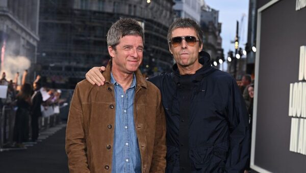 Liam & Noel Gallagher Are Being Weirdly Nice Now, and a Couples Therapist Says That’s the Real Story