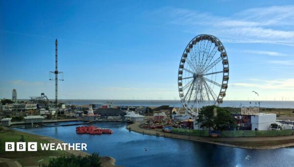 Weekend heat for parts of UK before more rain next week