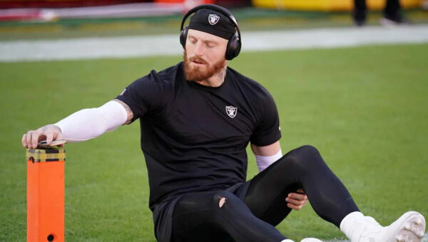 Raiders news: Maxx Crosby addresses negative chatter before Dolphins game