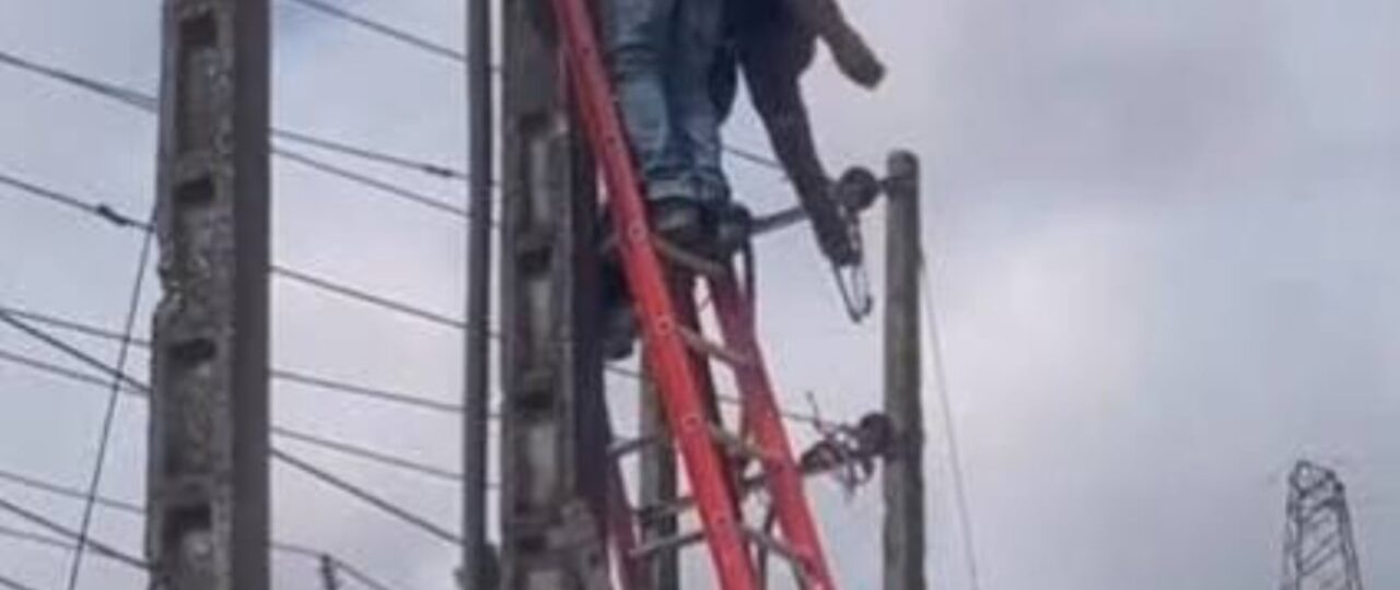 IKEDC worker survives electric shock while repairing power pole in Lagos