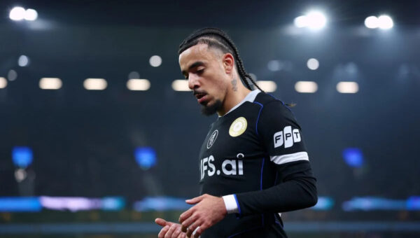 Liverpool made final push to sign Chelsea full-back Malo Gusto, but…