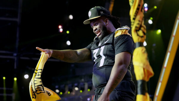Steelers first-rounder Max Iheanachor’s house was burglarized last month