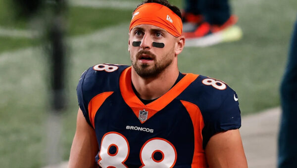 Ex-Broncos TE Nick Vannett can make NFL history with his new team