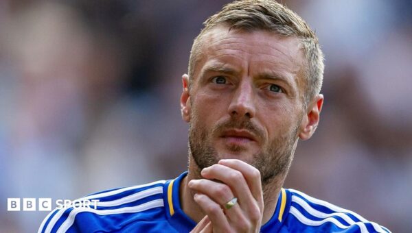 Vardy joins Burnley on season-long contract